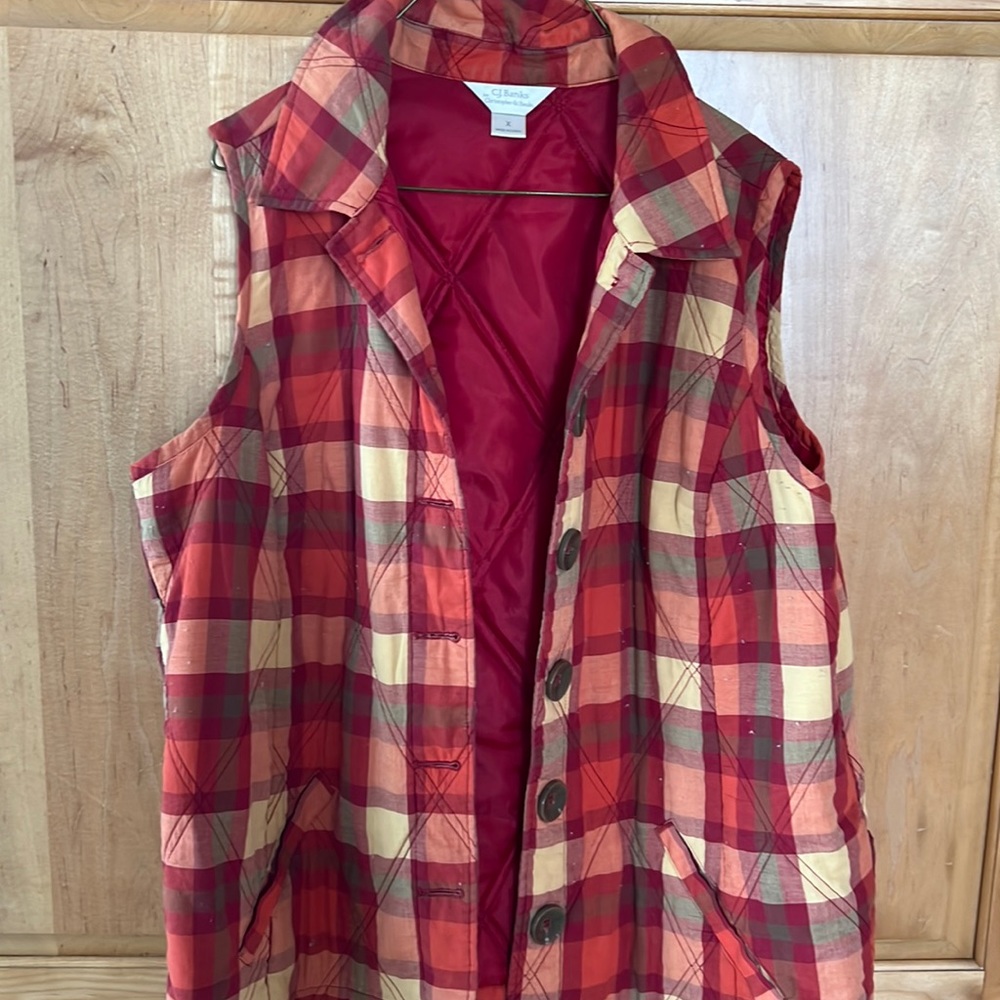 CJ Banks vest in fall colors